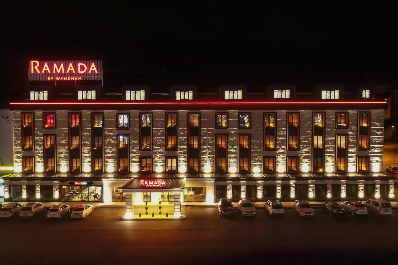 Ramada By Wyndham Erzurum Extérieur photo