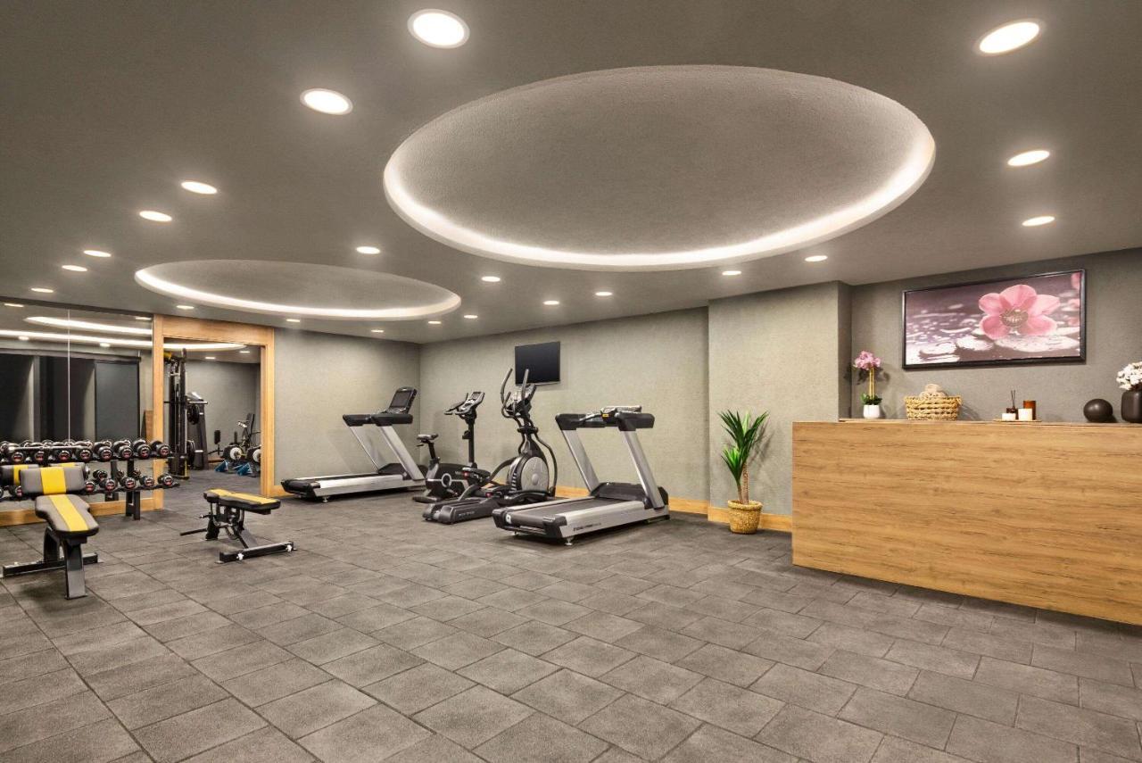 Ramada By Wyndham Erzurum Extérieur photo